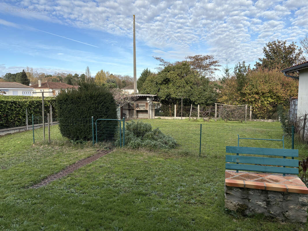 A Bazas Maison avec 2 logements - photo 14