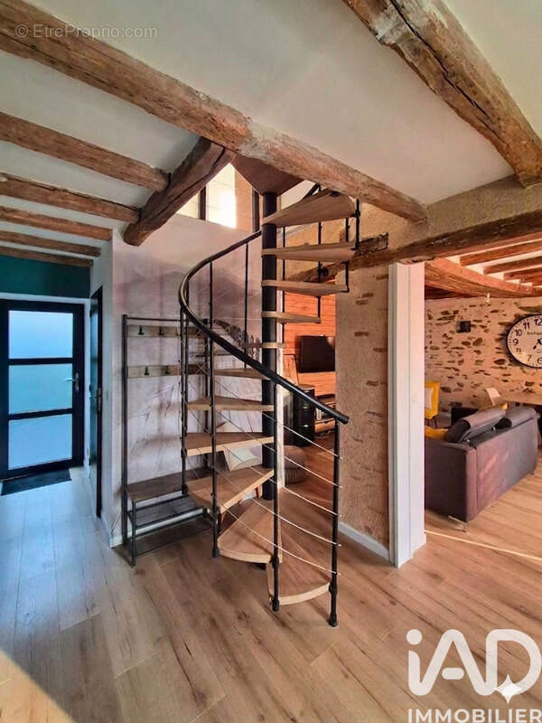 Maison 95 m² à Trementines  - photo 4