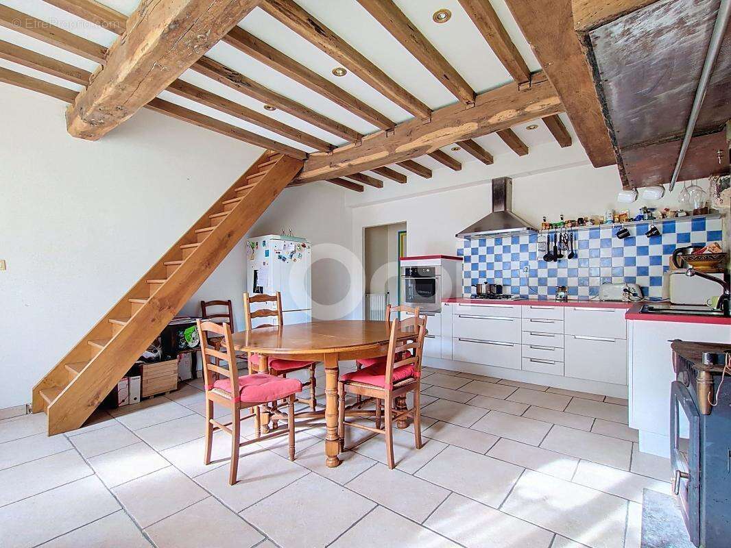 Maison à FRONCLES