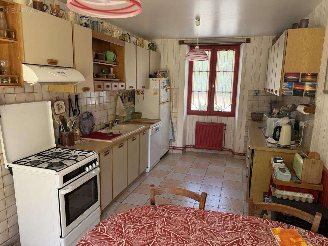 Maison à LE PIN-LA-GARENNE