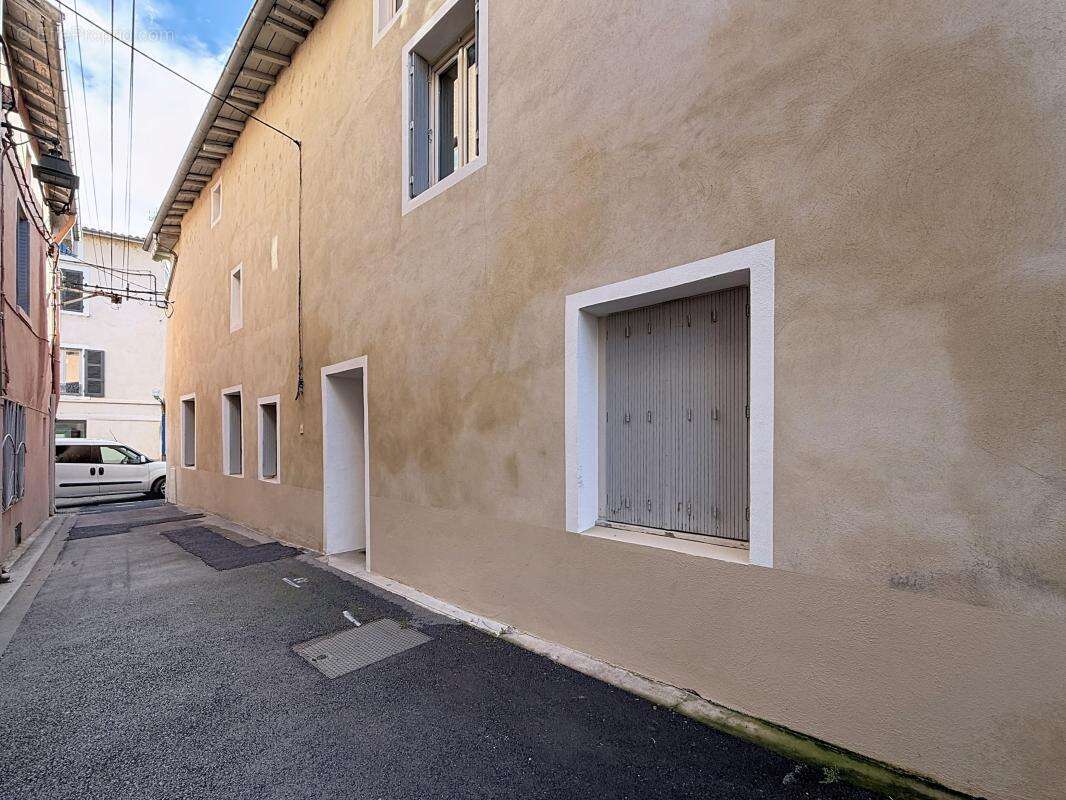 Maison à SAINT-SYMPHORIEN-D'OZON