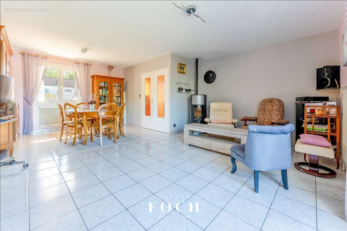 Maison à BOUXIERES-AUX-DAMES