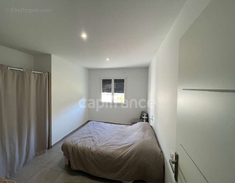 Maison plain pied à vendre 5 pièces JUGEALS NAZARETH - photo 9