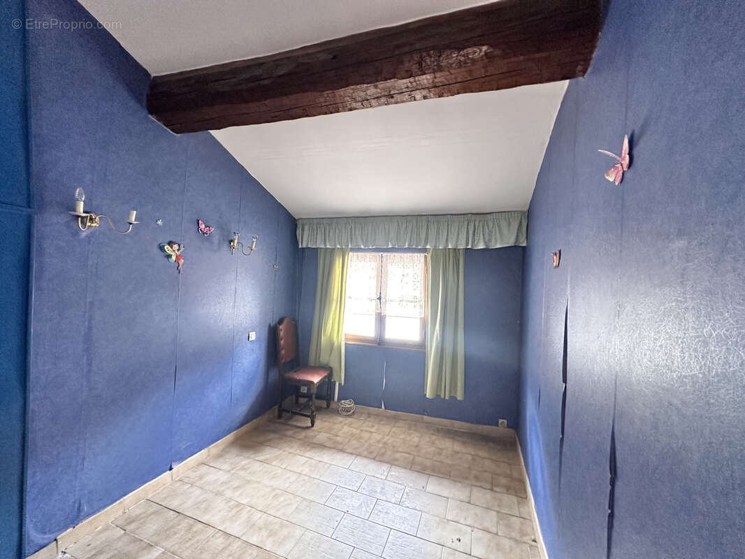 VINS SUR CARAMY - Maison de village avec balcon de type 3. - photo 7