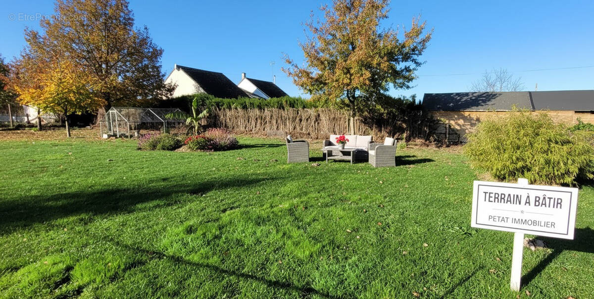 Terrain à LAILLY-EN-VAL