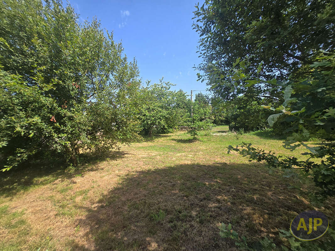 CRUGUEL Maison en pierre - photo 6