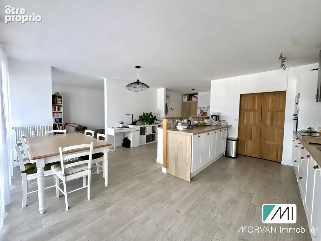 Photo Appartement à Les Essarts-Le-Roi au prix de 228 500€