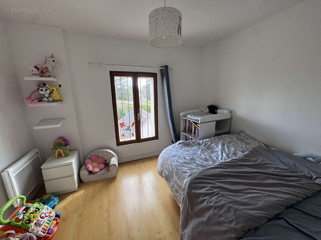 Appartement à FAVEROLLES