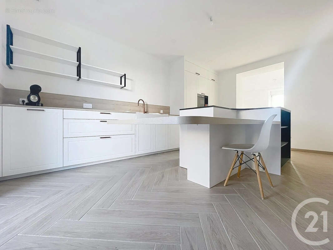 Maison à THAON-LES-VOSGES