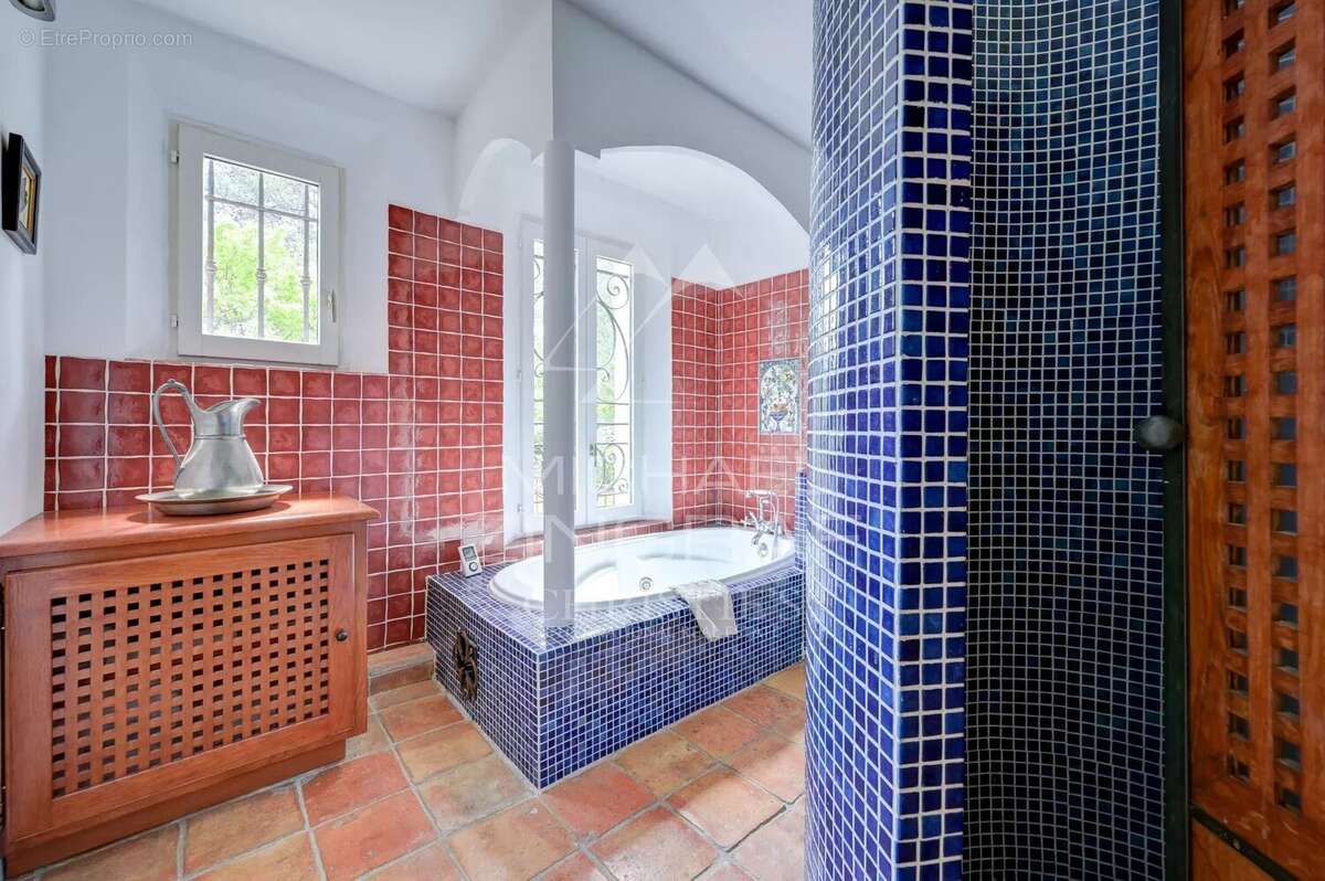 Maison à SAINT-MARC-JAUMEGARDE