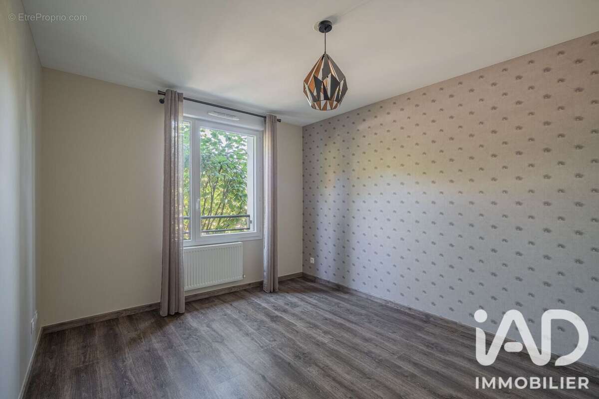 Appartement 64 m² à Vif  - photo 9