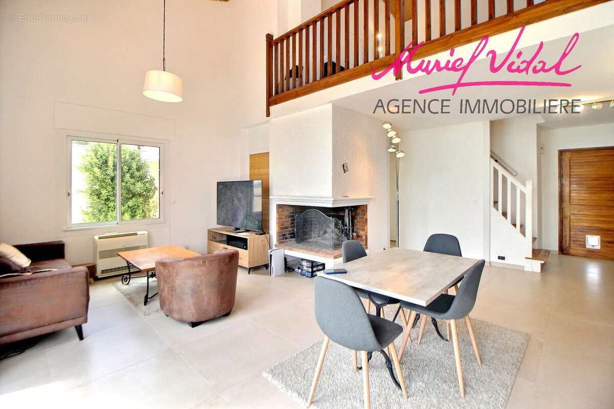 Maison à VILLENEUVE-DE-LA-RAHO