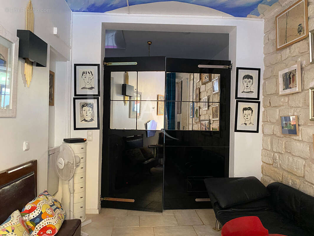 Commerce à PARIS-18E