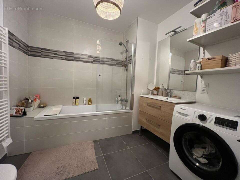 Appartement à VOGLANS