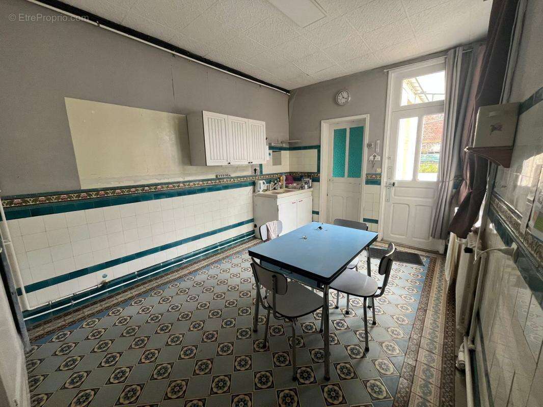  coup de cœur – maison mitoyenne 2 chambres (possible 4) jardin & garage  - photo 3