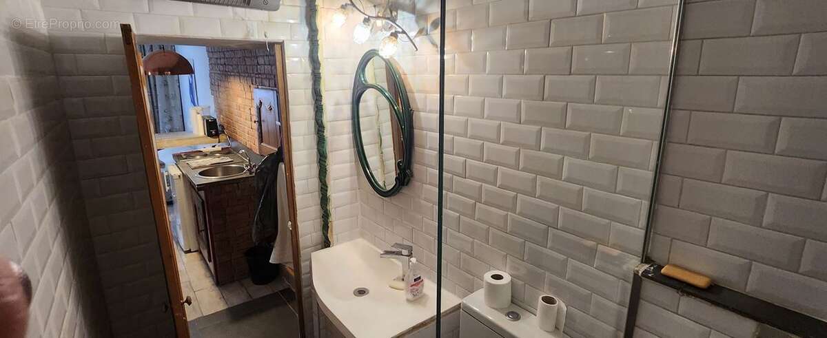 Appartement à PARIS-18E