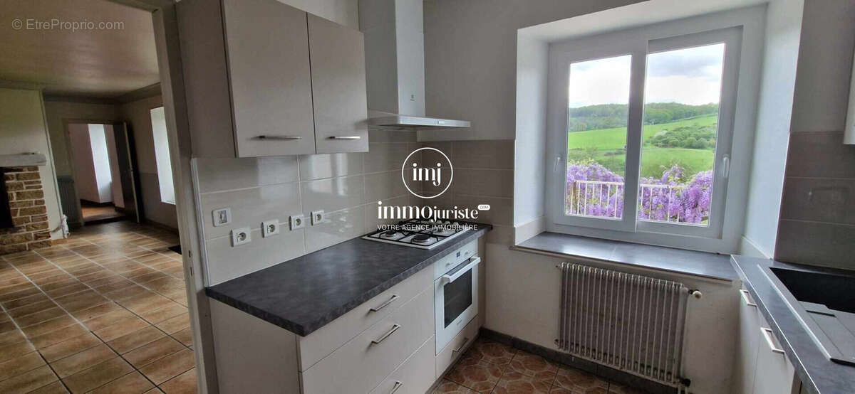 Maison 124 m² à Jumilhac-Le-Grand  - photo 5