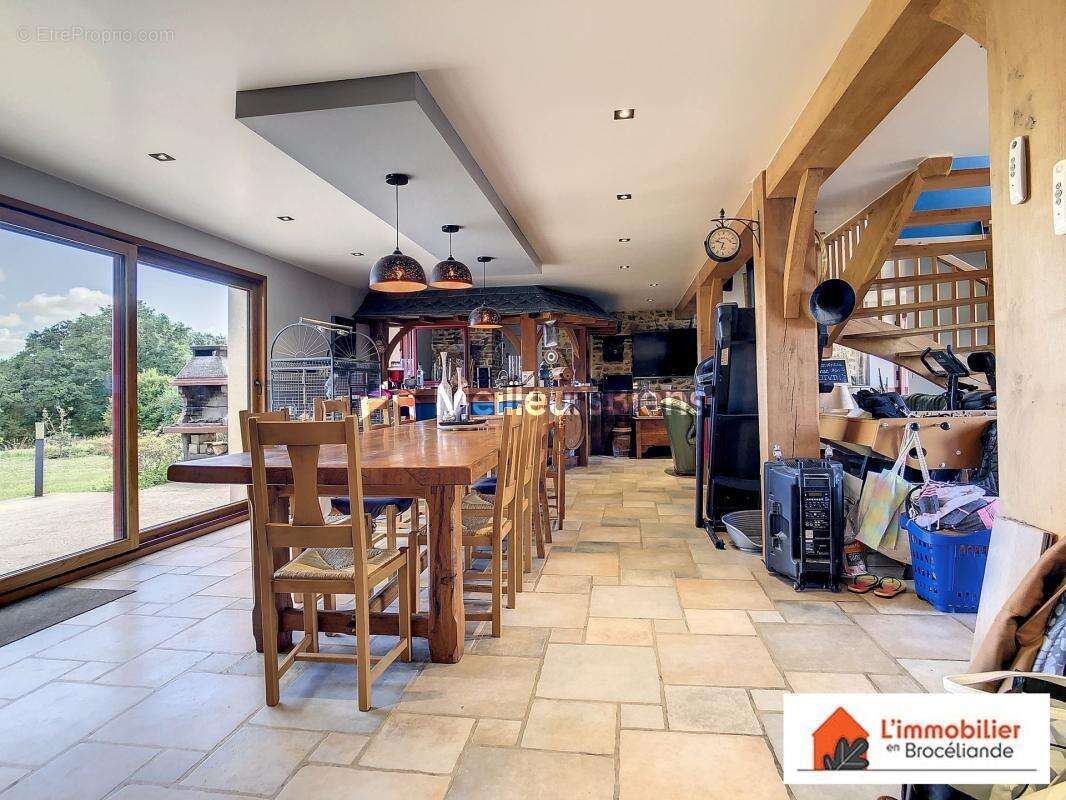 Maison à PLELAN-LE-GRAND