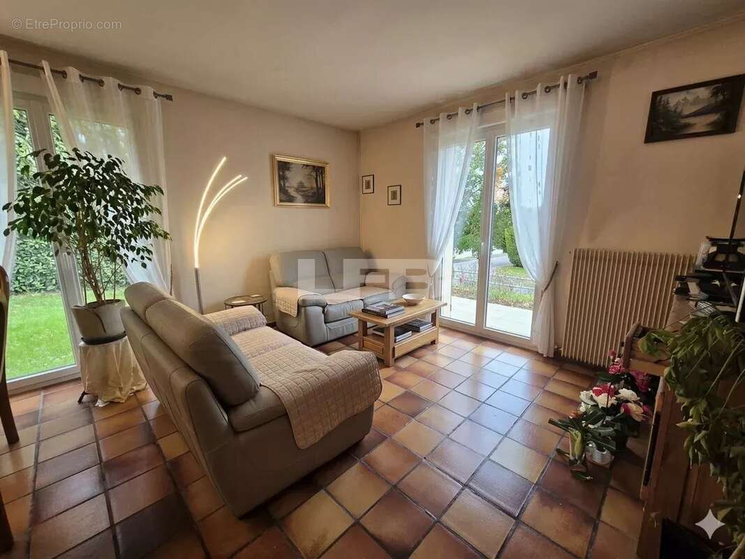 Maison à LAMORLAYE