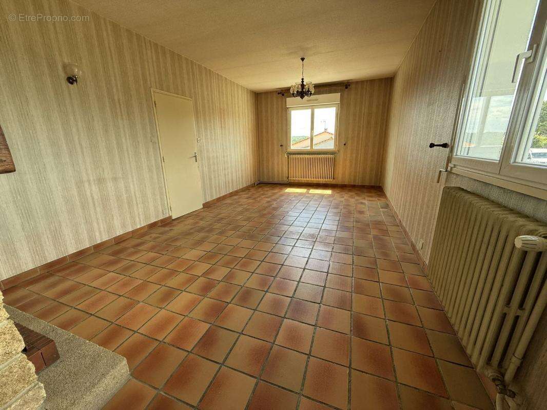 Maison à SAINT-BRICE-SUR-VIENNE