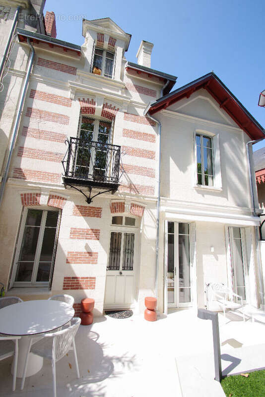 Maison à LA ROCHELLE