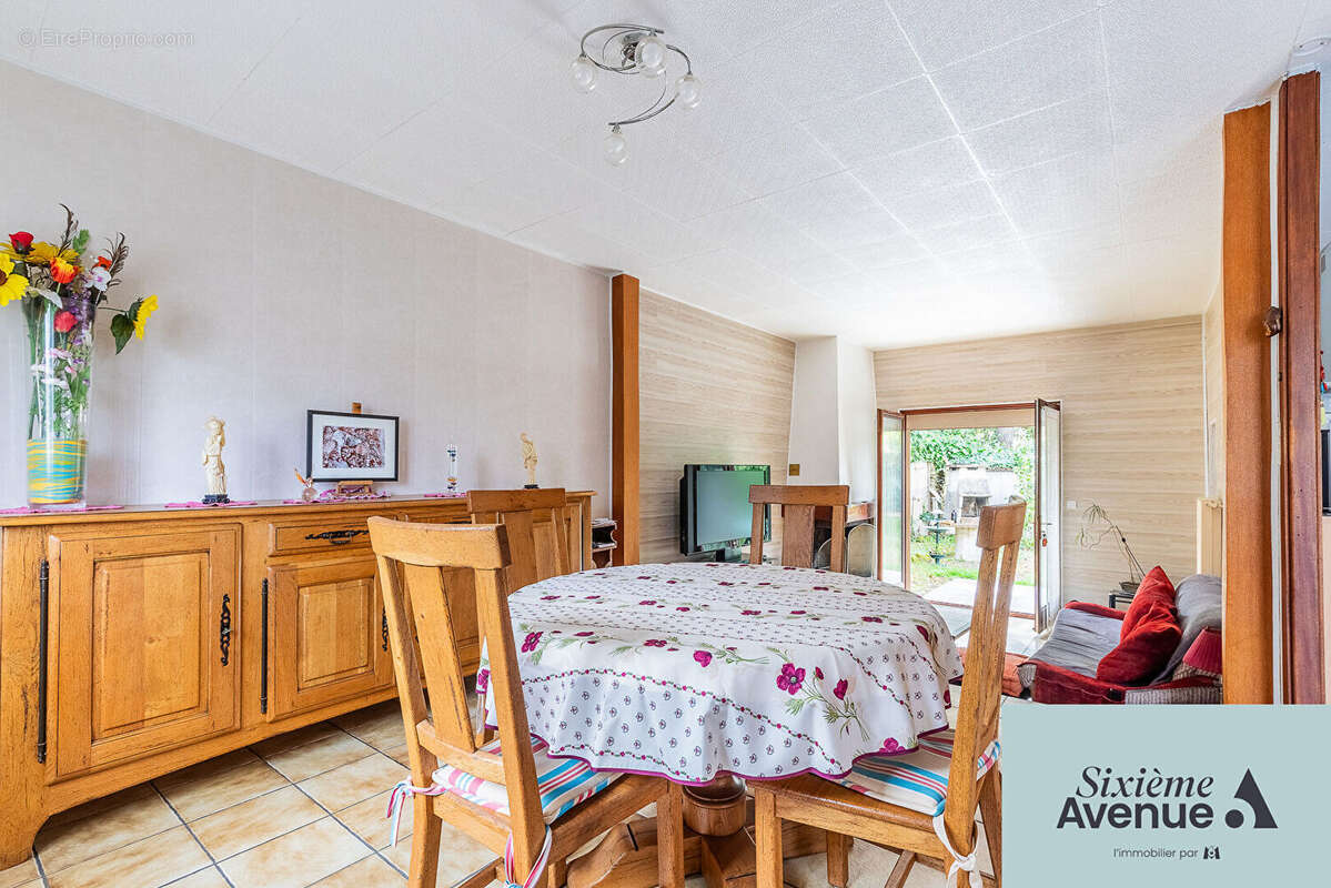 Maison à SAINT-MICHEL-SUR-ORGE