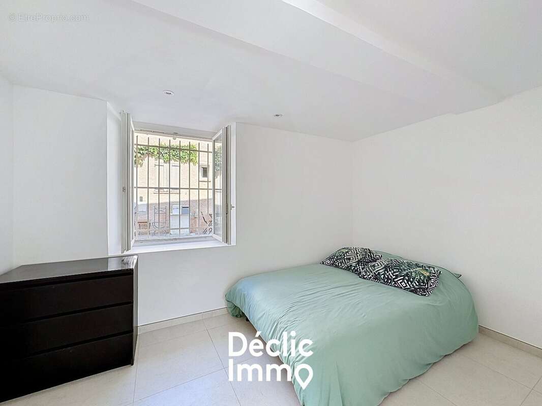 Appartement renove - 2 pieces - terrasse -  pegomas - photo 4