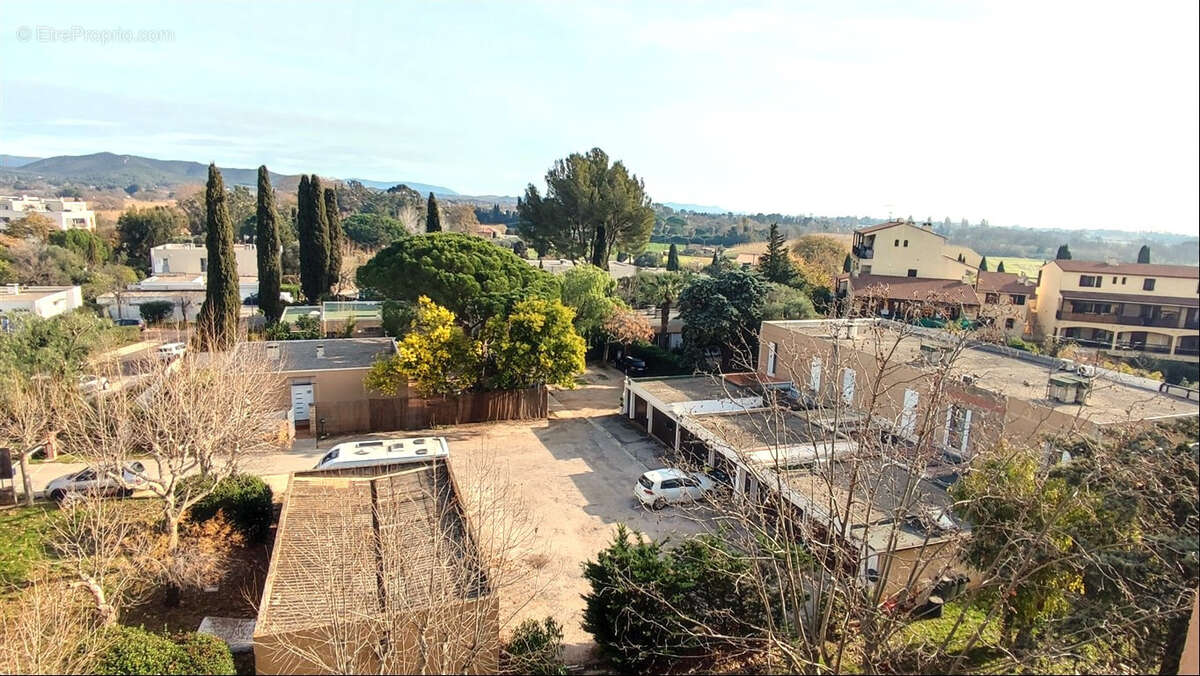 Appartement à HYERES