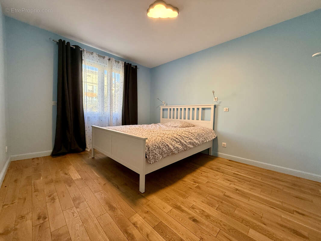 Maison à LE BLANC-MESNIL