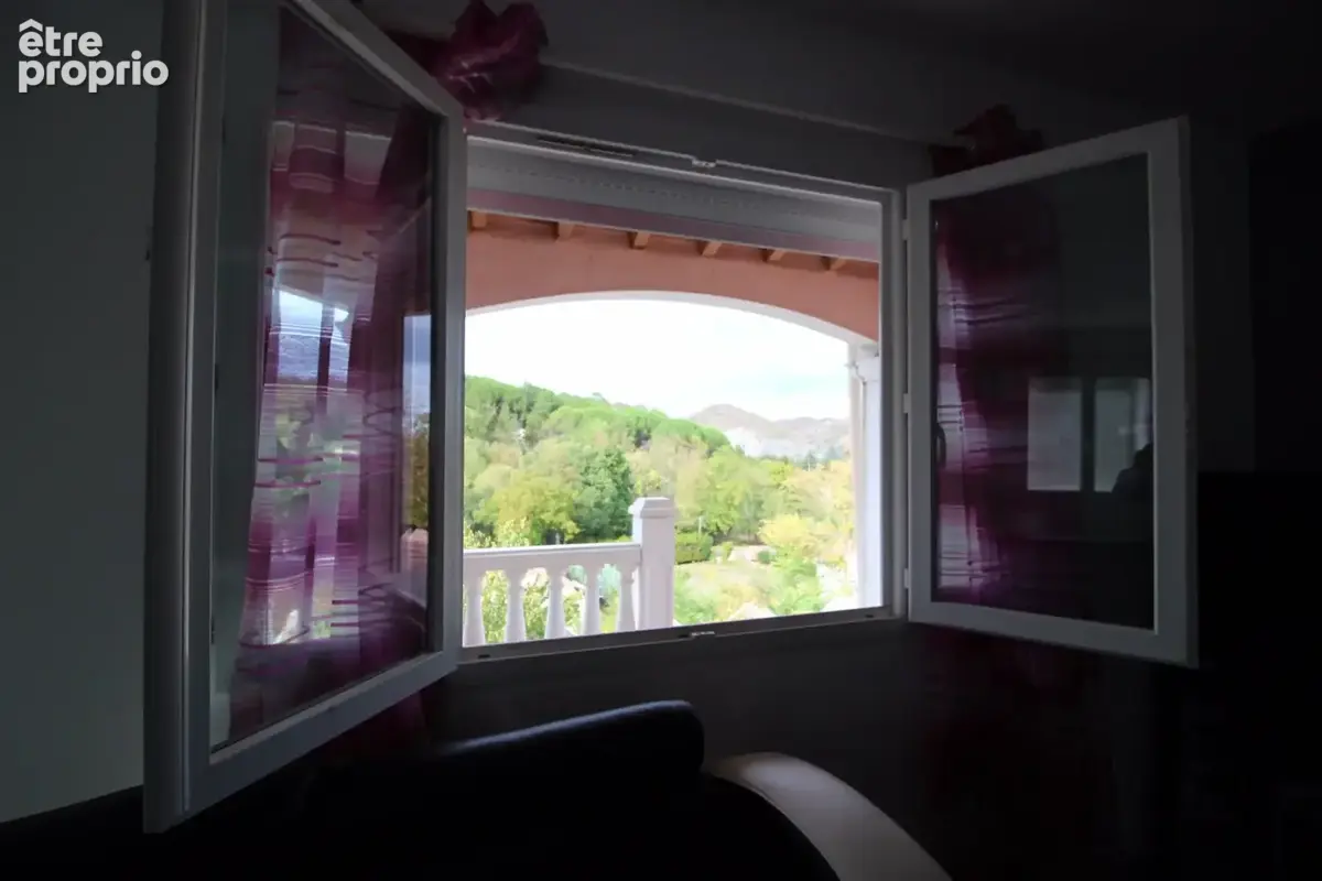 Maison de 210 m2. Terrain de 860 m2. - photo 7