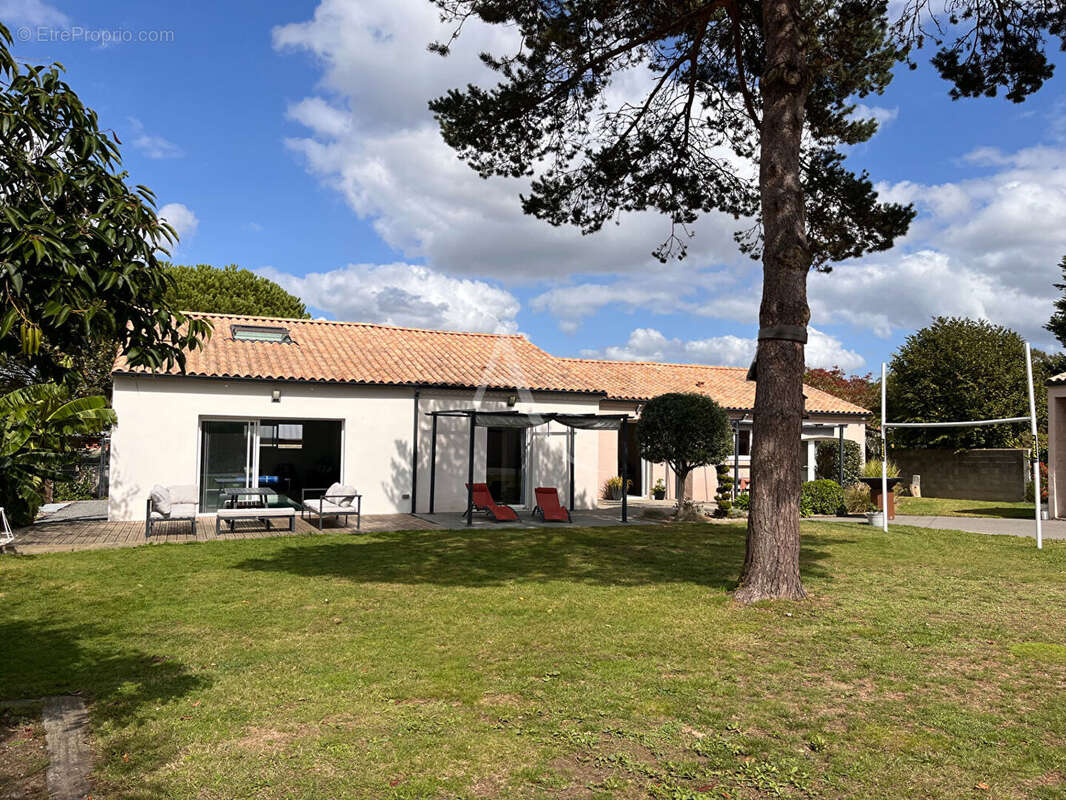 Maison à LANDERONDE