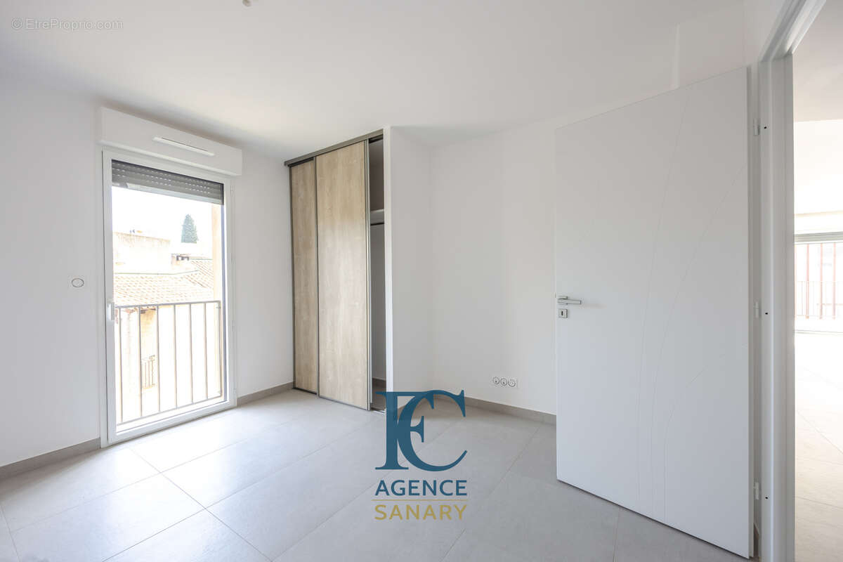 Appartement à SIX-FOURS-LES-PLAGES