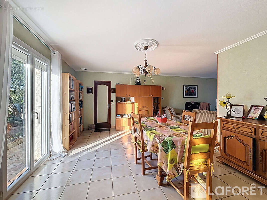 Maison à CASTELNAU-DE-GUERS