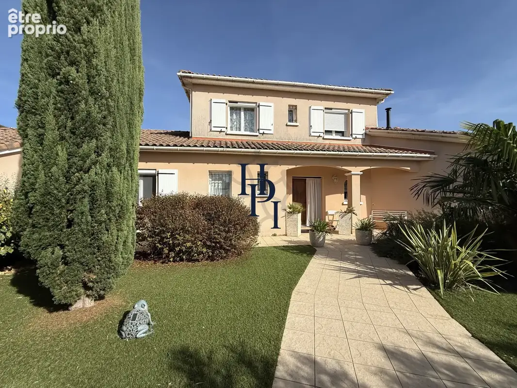 Maison à SAINT-AFFRIQUE