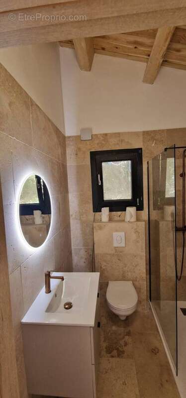 Autre à ROQUEBRUNE-SUR-ARGENS