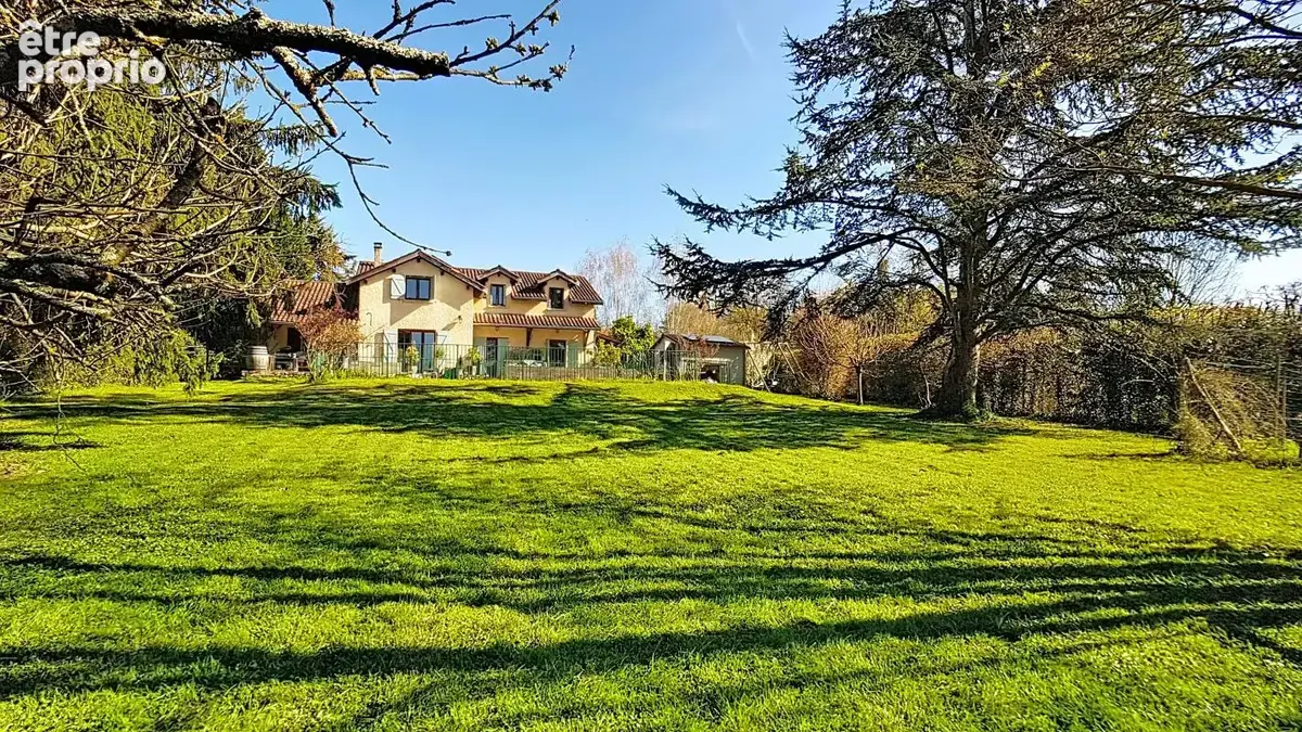 Maison Mogneneins - photo 17