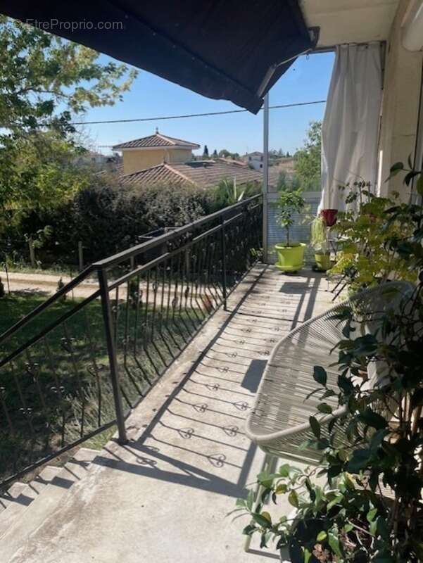 Appartement à SAINT-GENIES-BELLEVUE