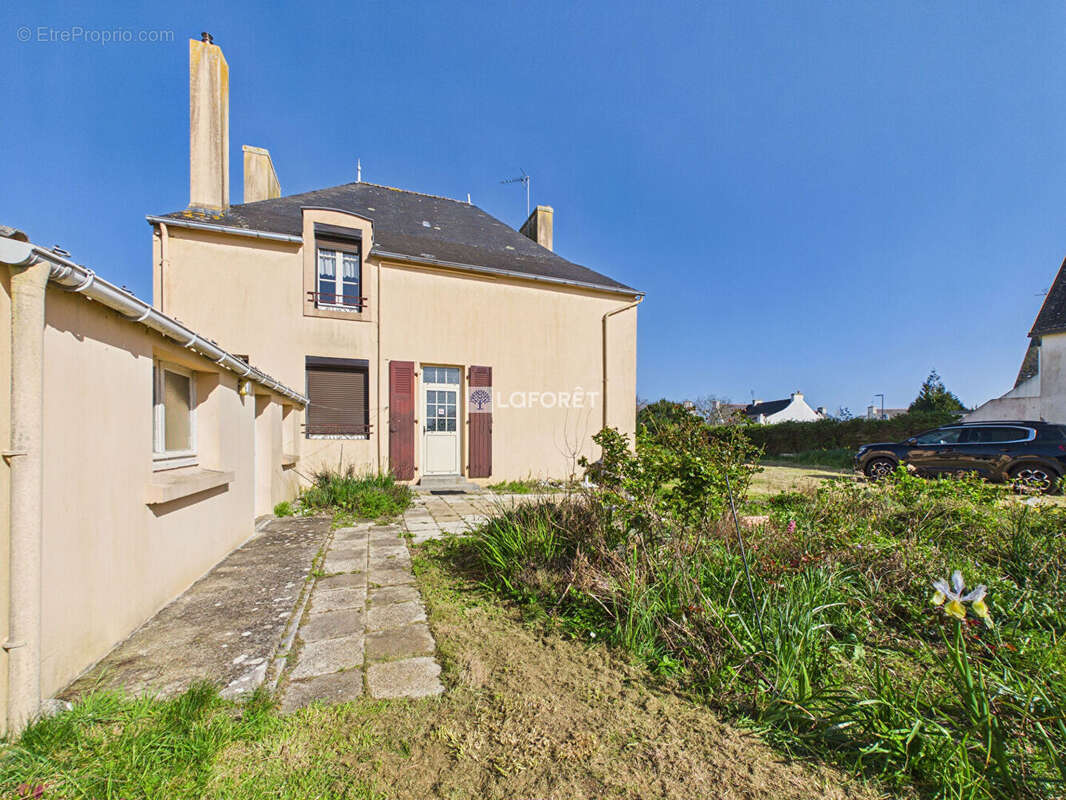 Maison à PLOBANNALEC-LESCONIL