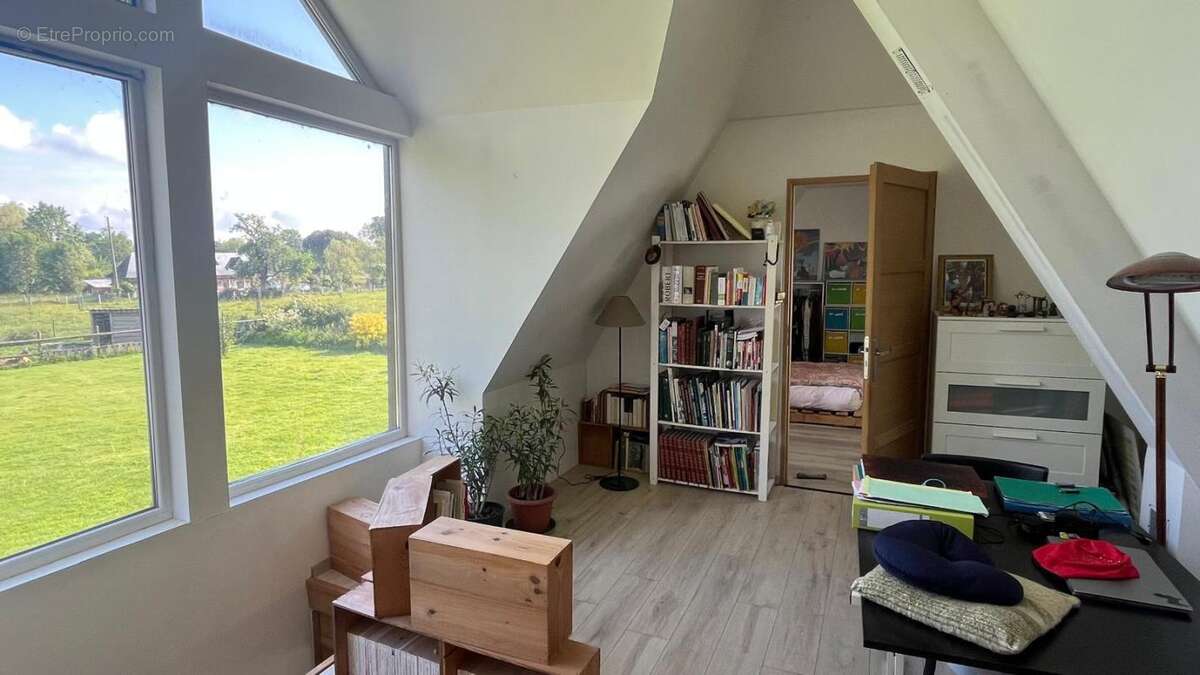 Maison de caractère rénovée avec terrain paysagé à Pont-Audemer - photo 7