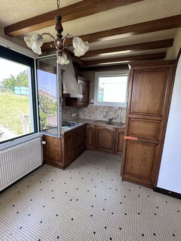 Maison avec jardin et possibilité d'acquisition d'un terrain constructible supplémentaire - photo 4