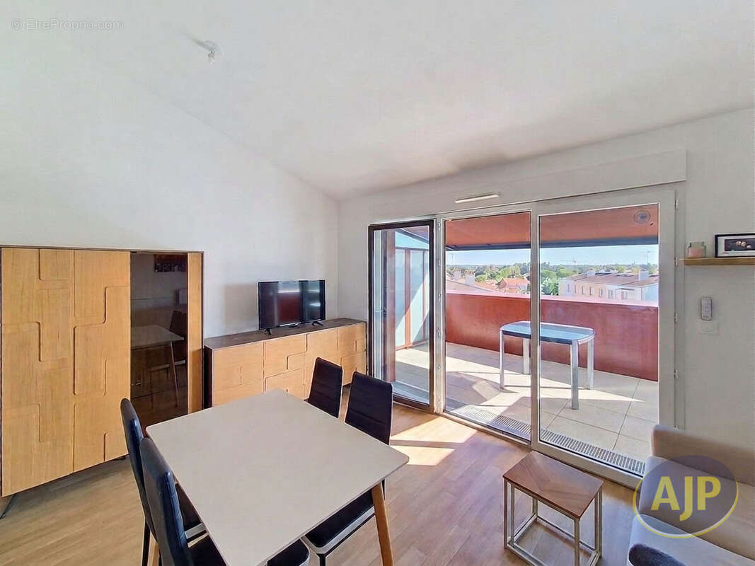 Appartement Montaigu Vendee 2 pièce(s) 41.5 m2 - photo 7