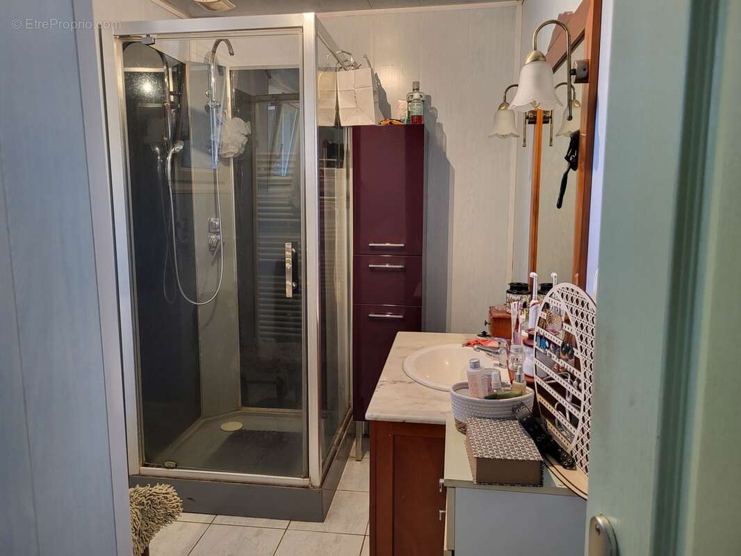 Maison à vendre 6 pièces AIRVAULT (79) Terrain 2538 m² - photo 6
