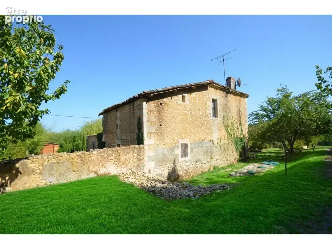Maison 4 pièces 200 m² à vendre à Chamadelle (33230) - photo 3