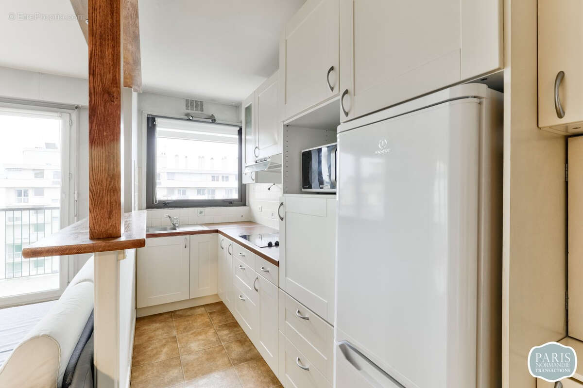 Appartement à PARIS-15E