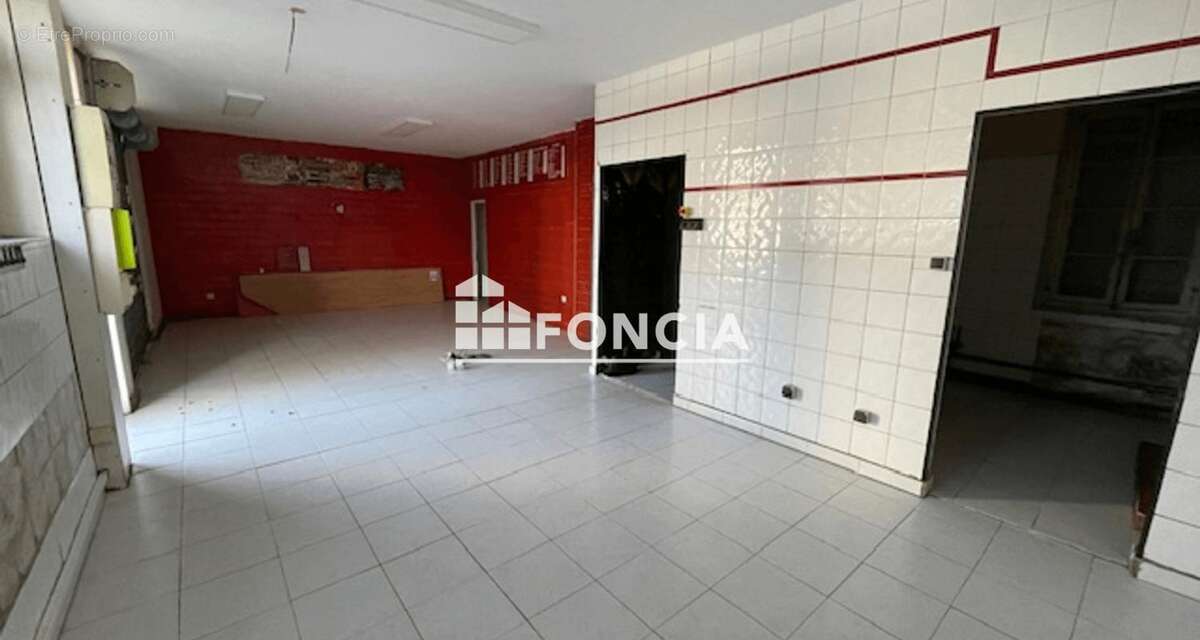 Commerce à MONT-DE-MARSAN