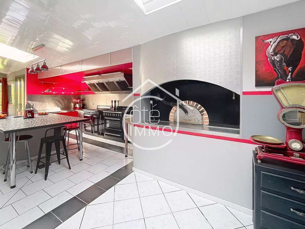 Maison à MONTPEYROUX