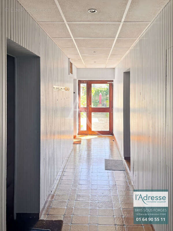Appartement à SAINT-ARNOULT-EN-YVELINES