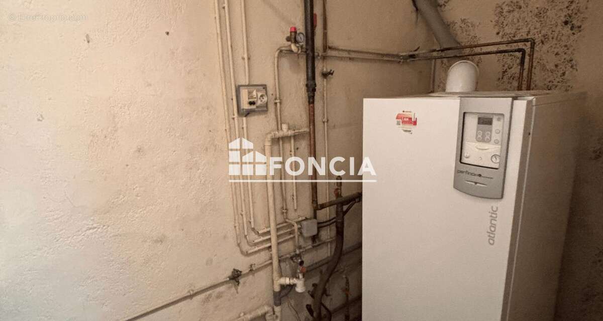 Maison à AZAY-LE-RIDEAU