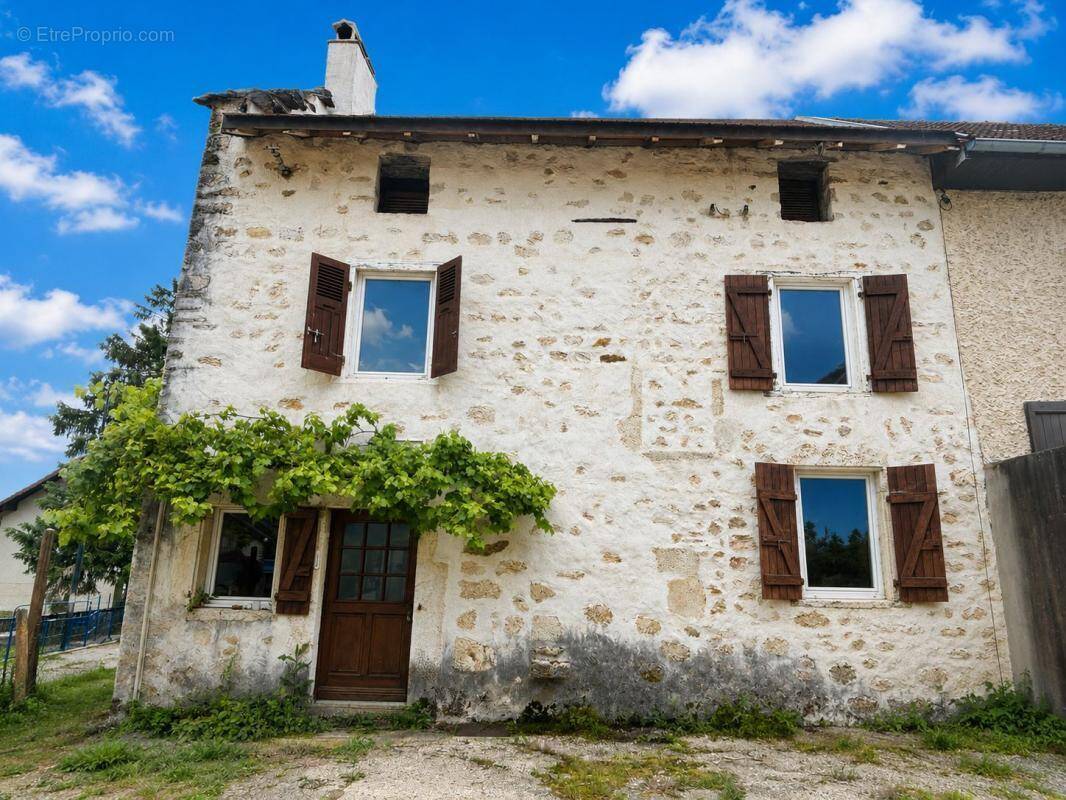 Maison à CREYS-MEPIEU