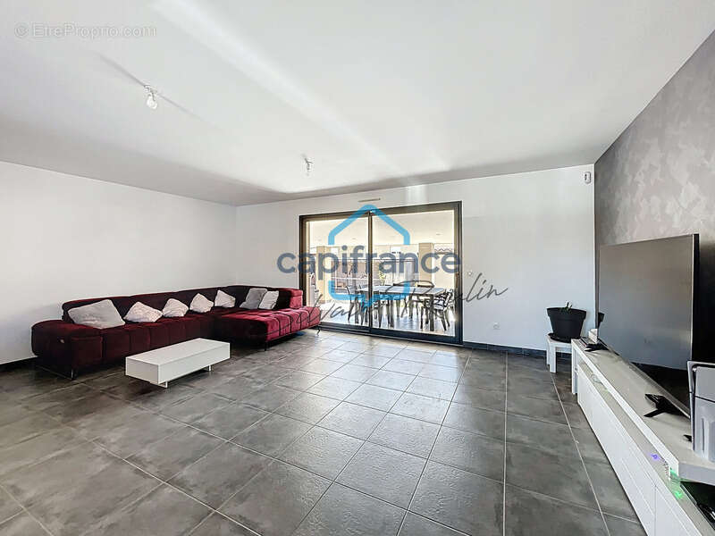 Maison à PIERRELATTE